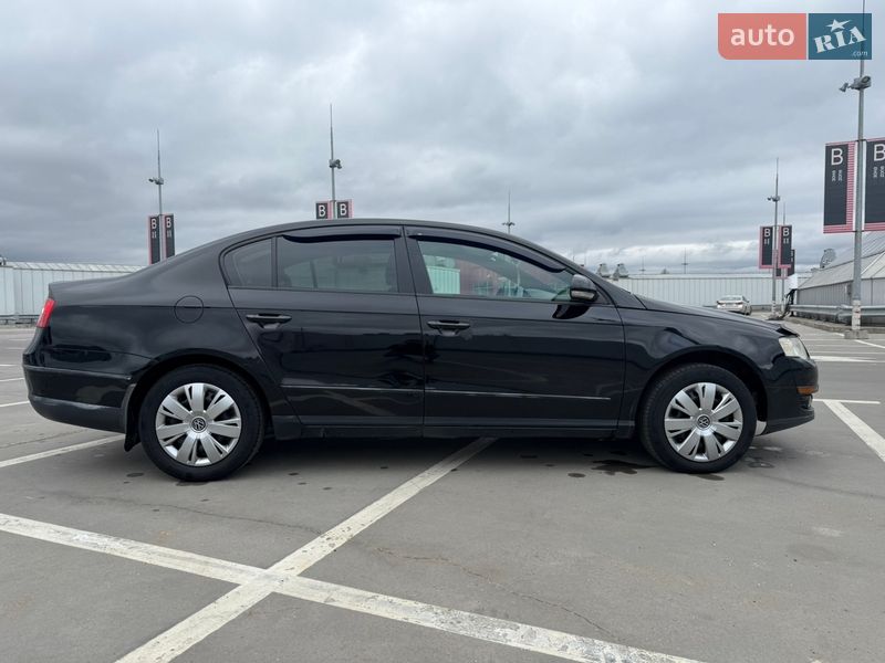 Седан Volkswagen Passat 2008 в Киеве