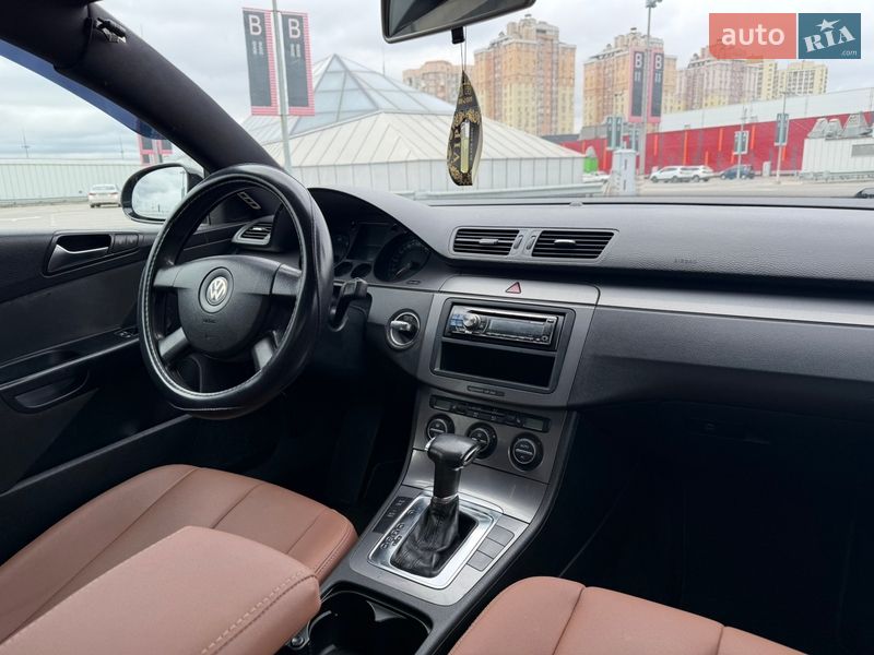 Седан Volkswagen Passat 2008 в Киеве