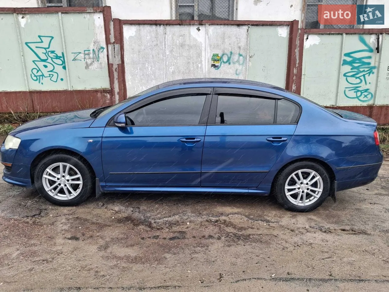 2010 Volkswagen Passat - мініатюра 32