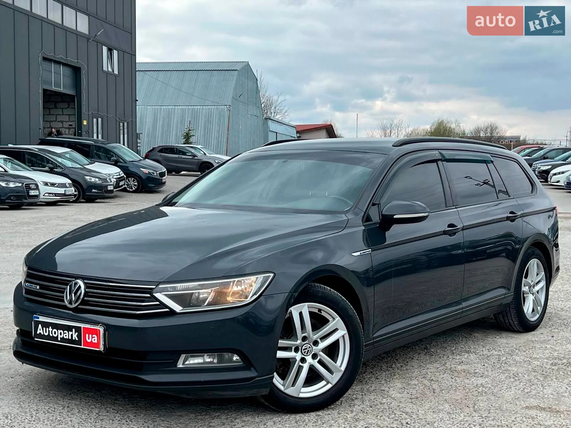 2016 Volkswagen Passat - фото 1