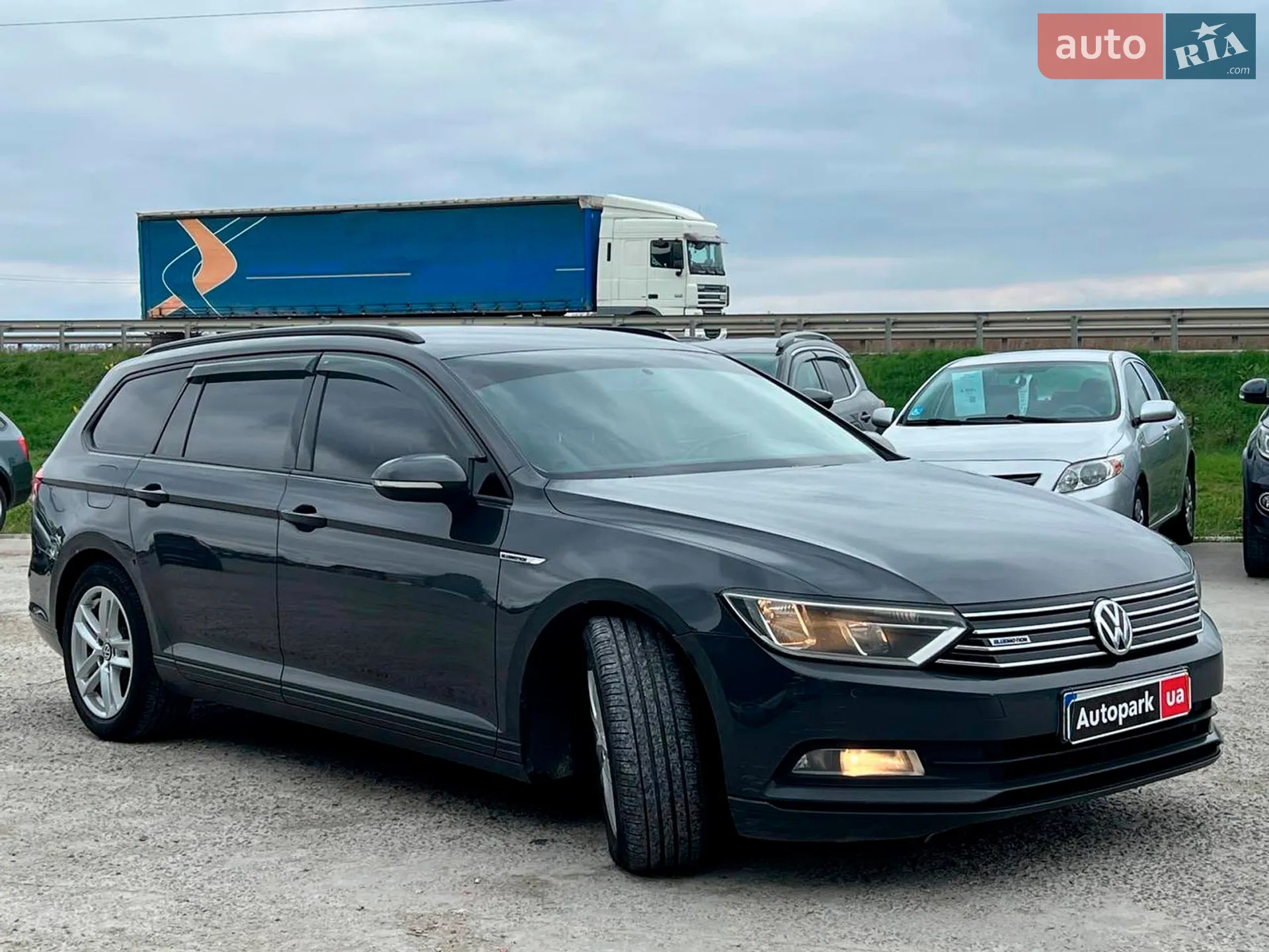 2016 Volkswagen Passat - мініатюра 3