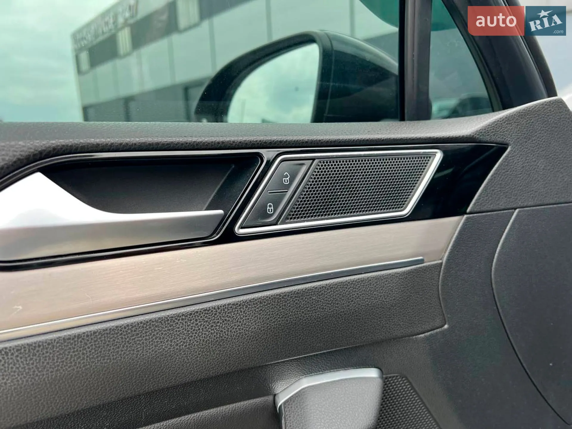 2016 Volkswagen Passat - мініатюра 19