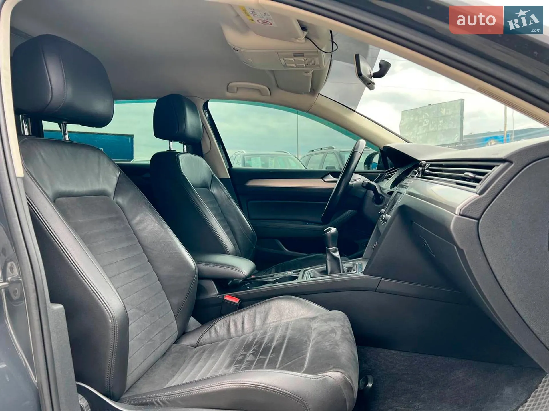 2016 Volkswagen Passat - мініатюра 44