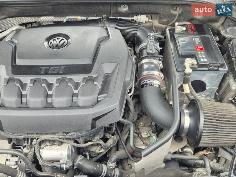 Седан Volkswagen Passat 2020 в Львове