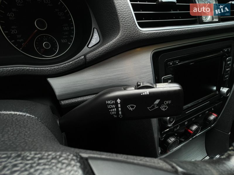 Седан Volkswagen Passat 2013 в Луцке