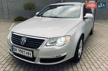 Универсал Volkswagen Passat 2005 в Костополе