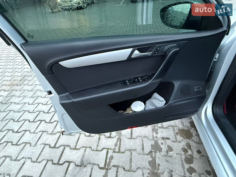 Универсал Volkswagen Passat 2010 в Коломые