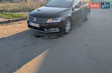 Универсал Volkswagen Passat 2012 в Борзне