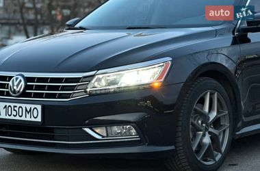Седан Volkswagen Passat 2018 в Києві