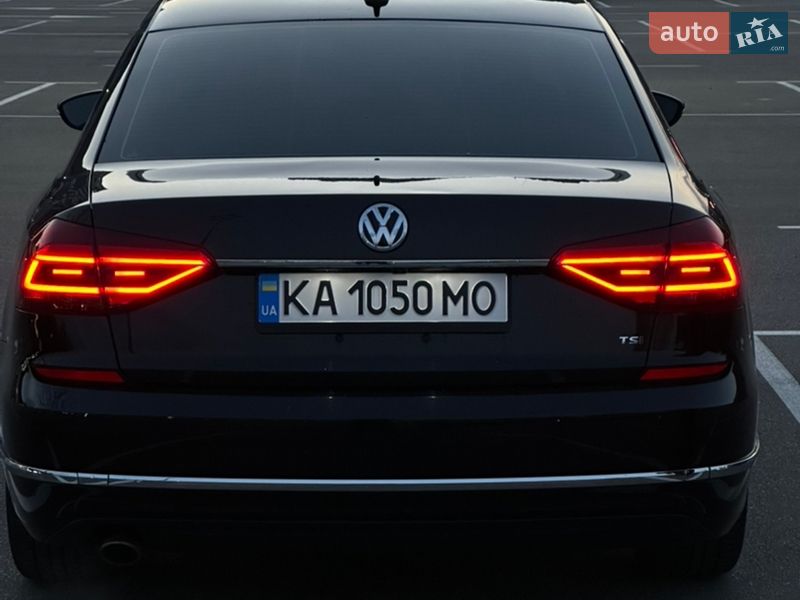 Седан Volkswagen Passat 2018 в Киеве