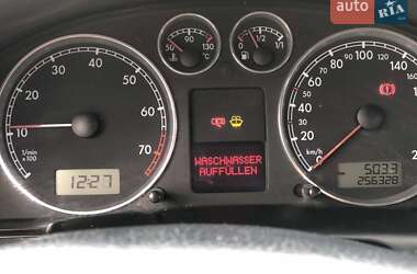 Універсал Volkswagen Passat 2004 в Буську