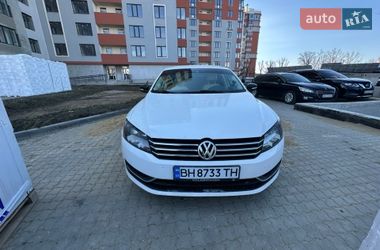 Седан Volkswagen Passat 2013 в Одессе