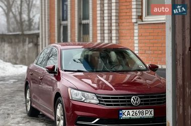 Седан Volkswagen Passat 2016 в Киеве