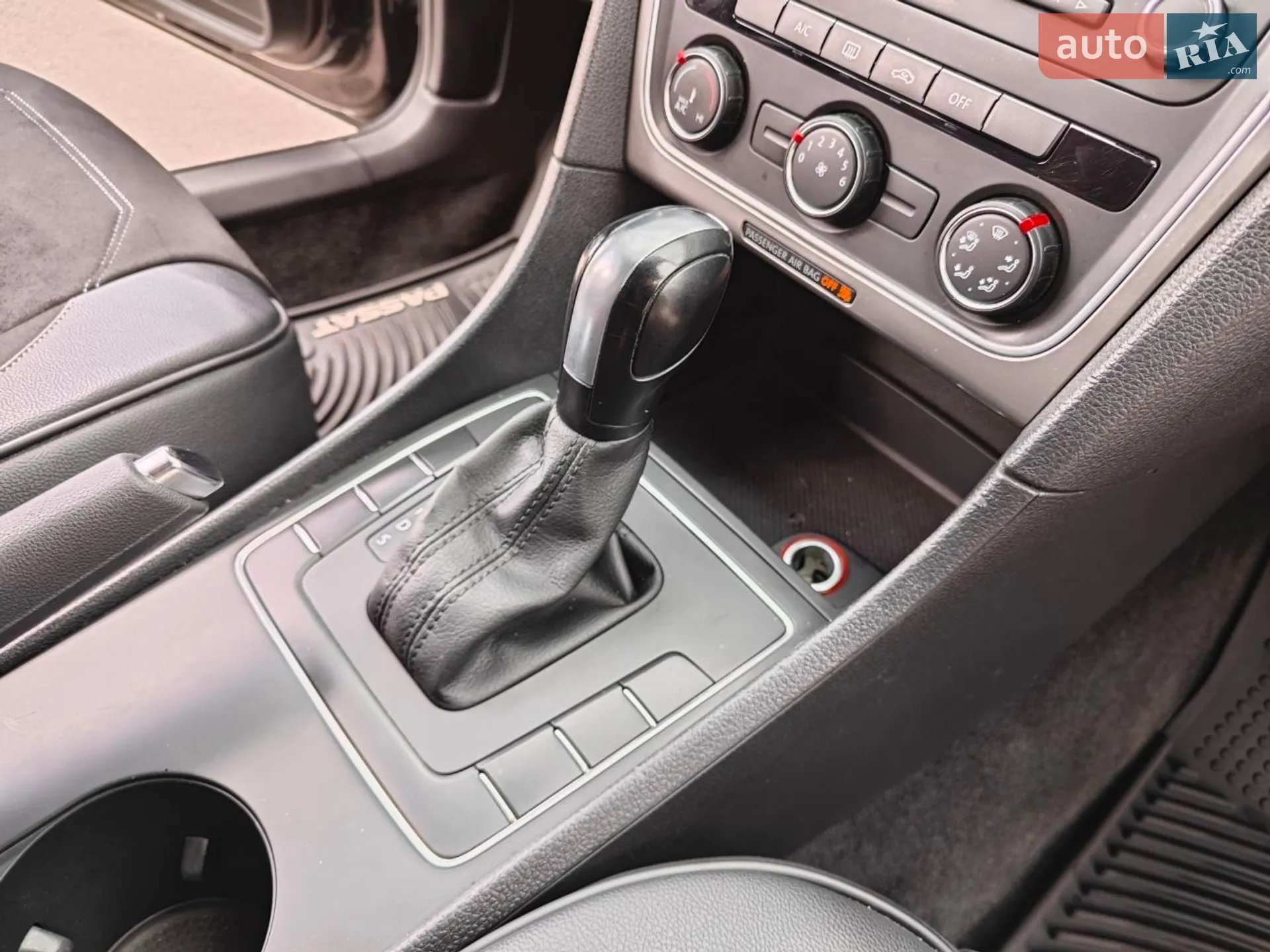 2015 Volkswagen Passat - мініатюра 21