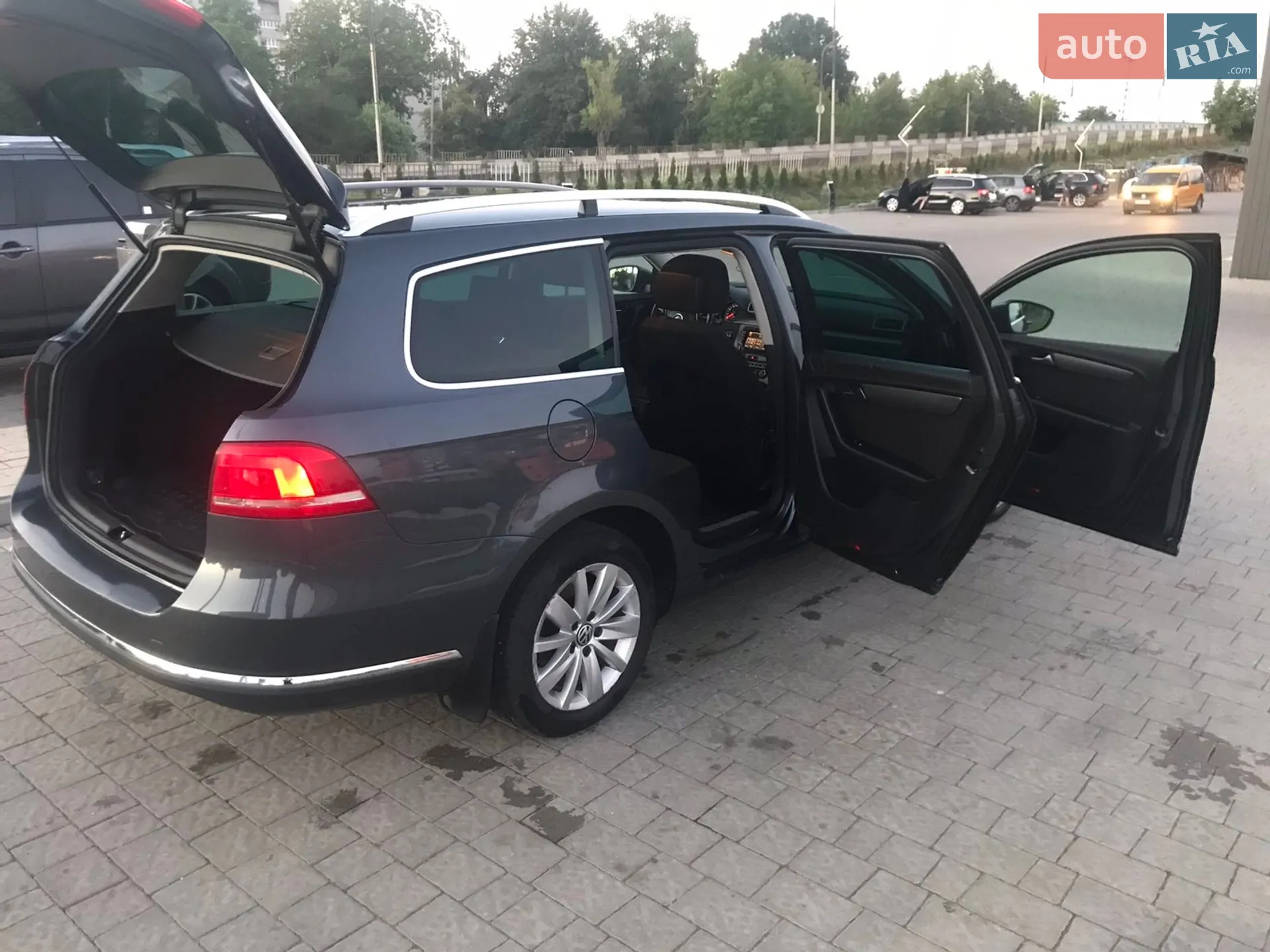 2011 Volkswagen Passat - мініатюра 9
