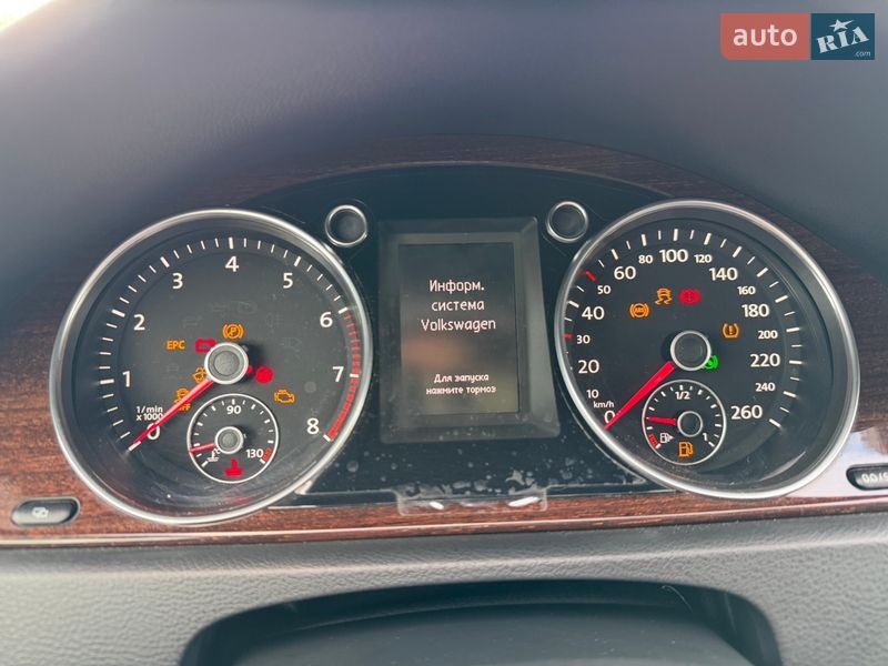 Седан Volkswagen Passat 2011 в Киеве