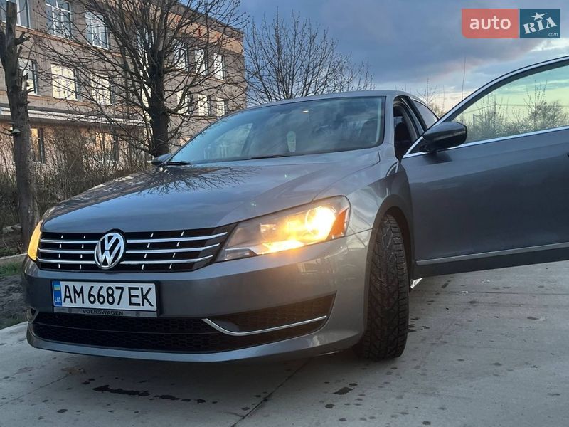 Седан Volkswagen Passat 2012 в Бердичеве