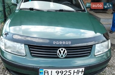 Седан Volkswagen Passat 1998 в Полтаве