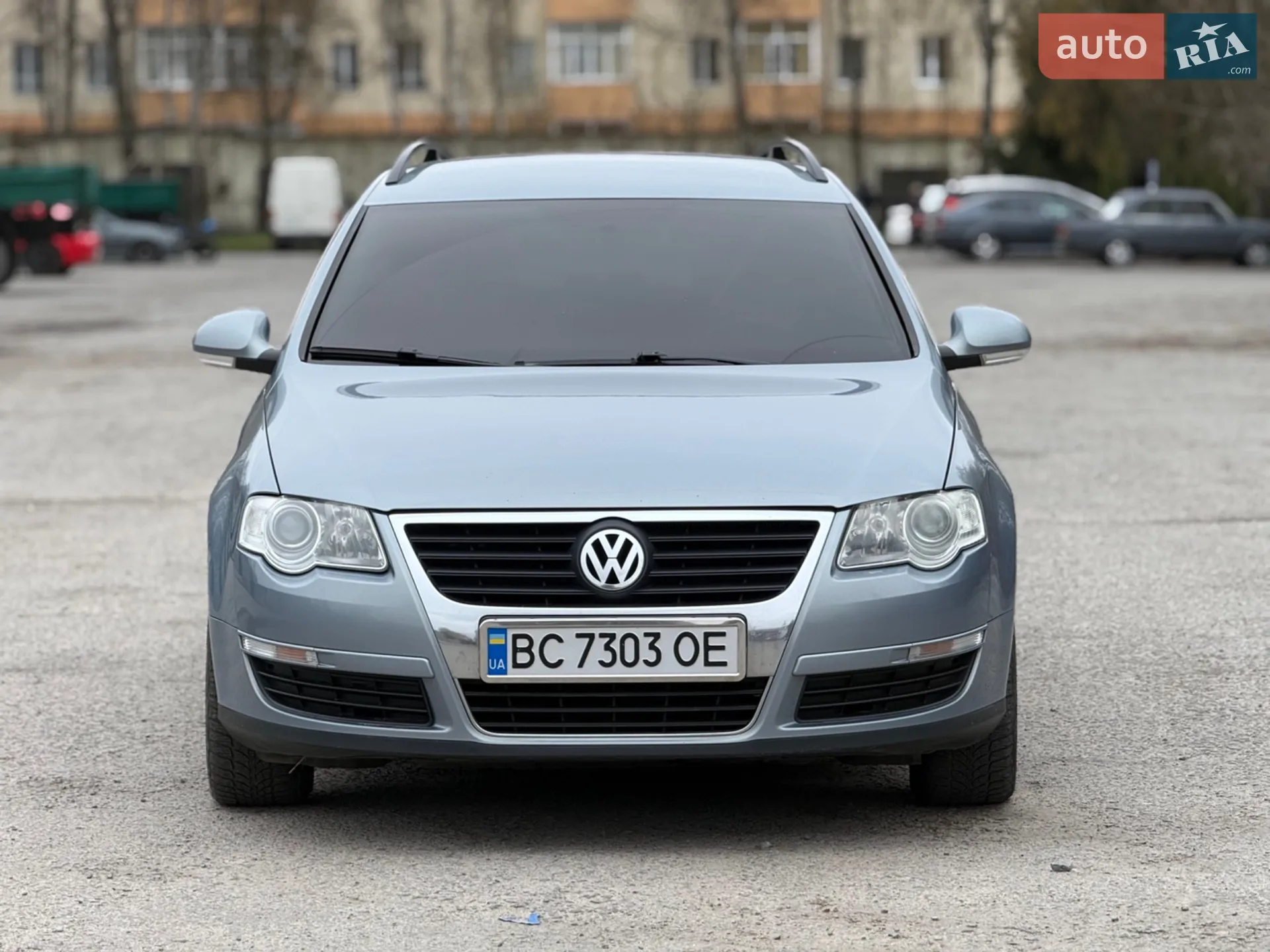 2010 Volkswagen Passat - мініатюра 2