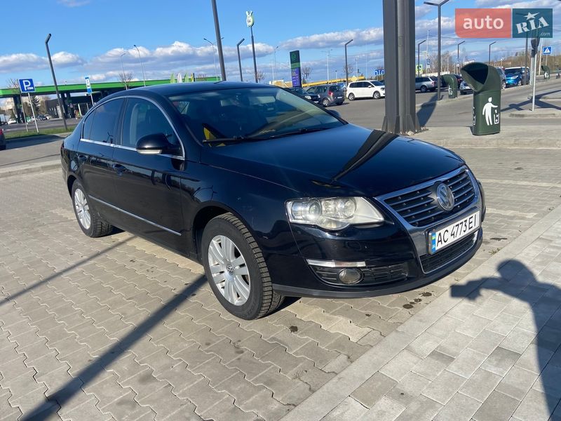 Седан Volkswagen Passat 2009 в Луцке
