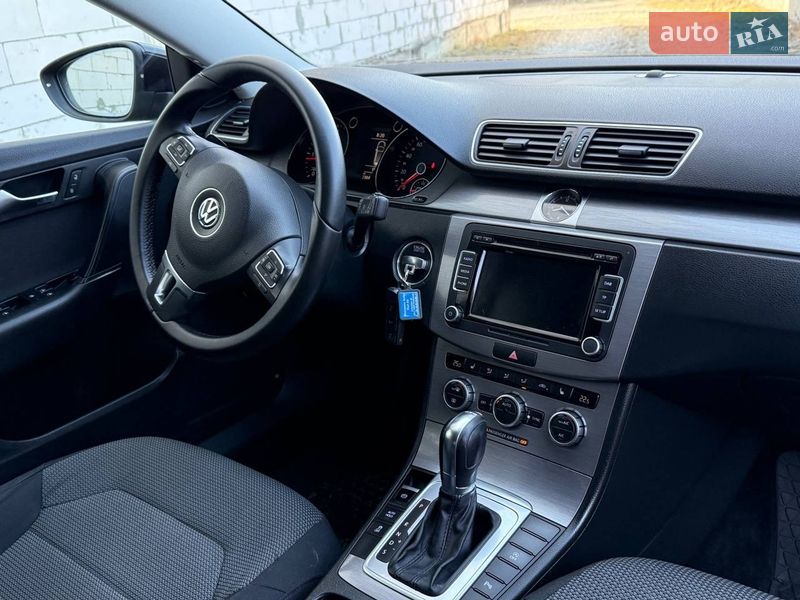 Универсал Volkswagen Passat 2014 в Стрые