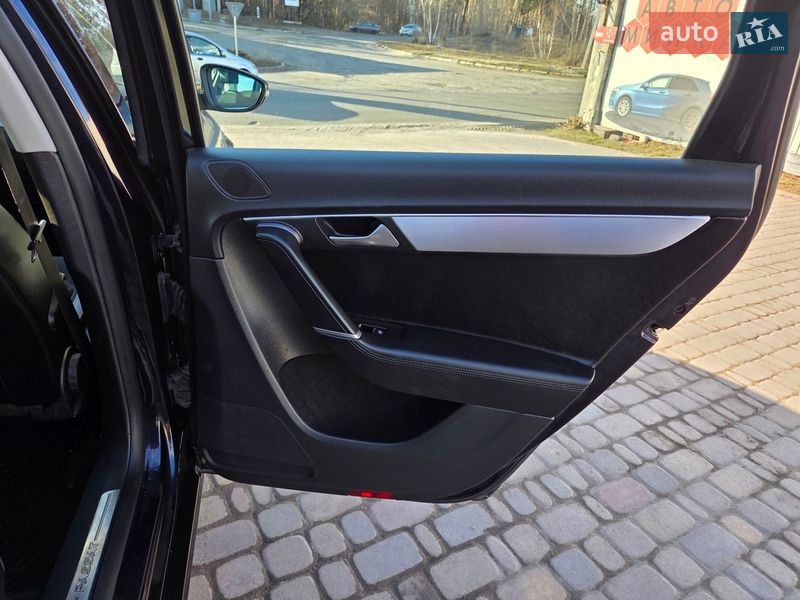 Универсал Volkswagen Passat 2013 в Харькове