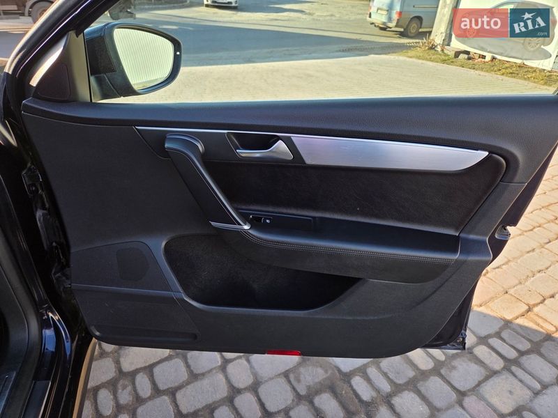 Универсал Volkswagen Passat 2013 в Харькове