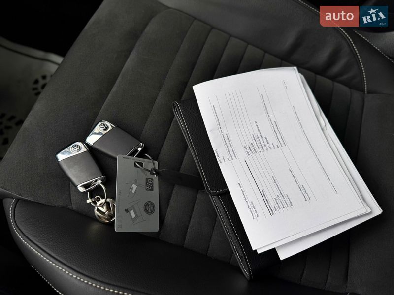 Универсал Volkswagen Passat 2021 в Луцке