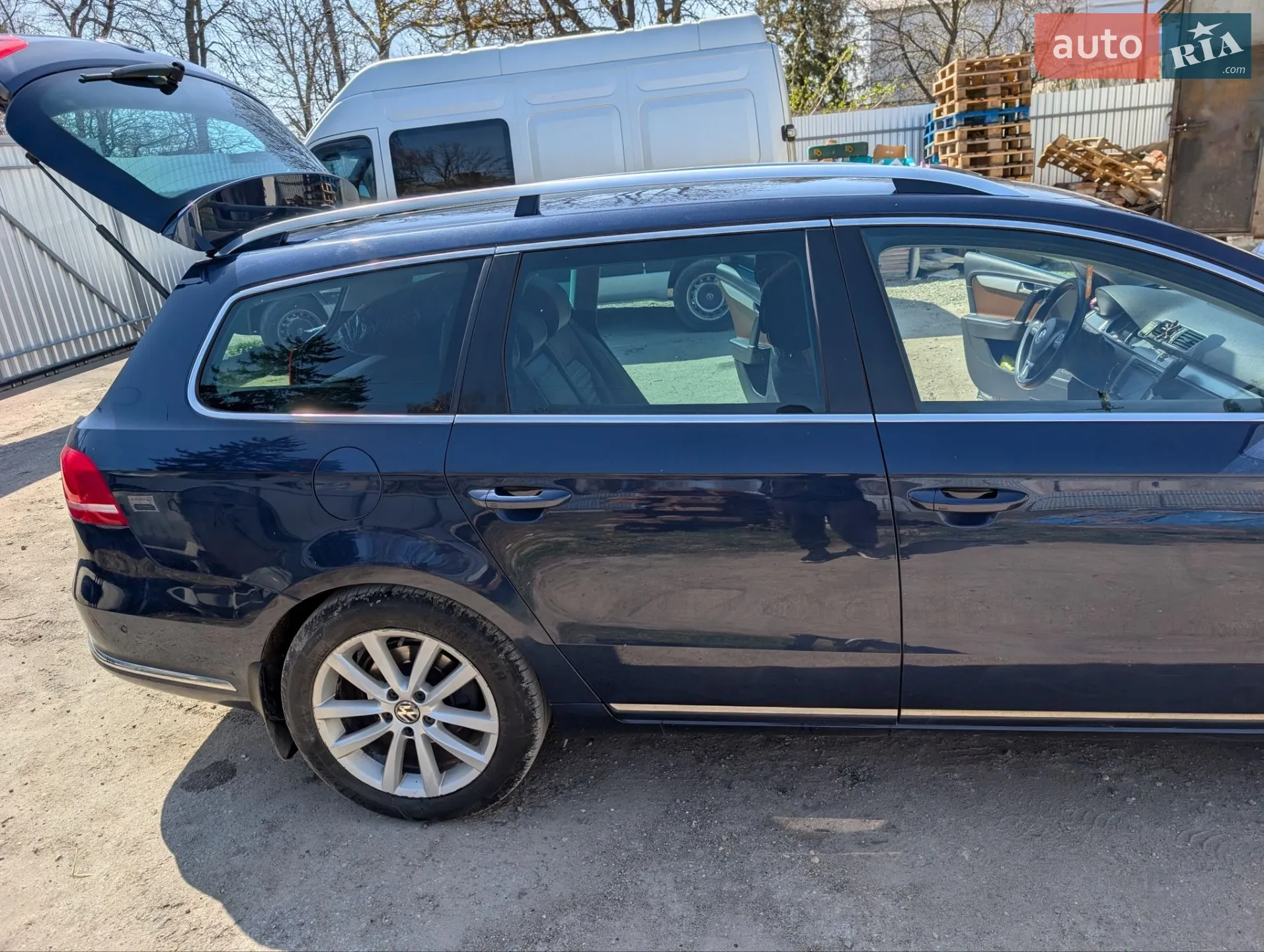 2010 Volkswagen Passat - мініатюра 11