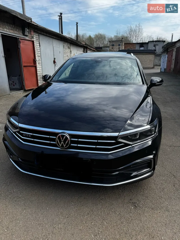 2021 Volkswagen Passat - мініатюра 18