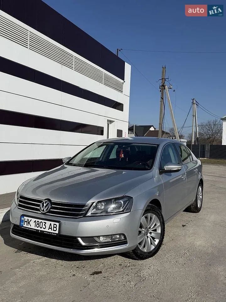 2010 Volkswagen Passat - мініатюра 27