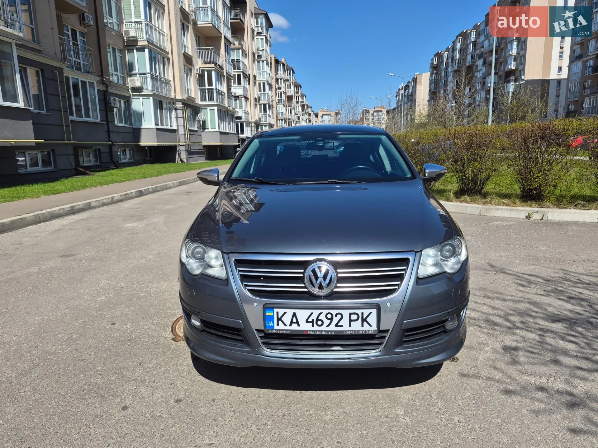 2010 Volkswagen Passat - мініатюра 3