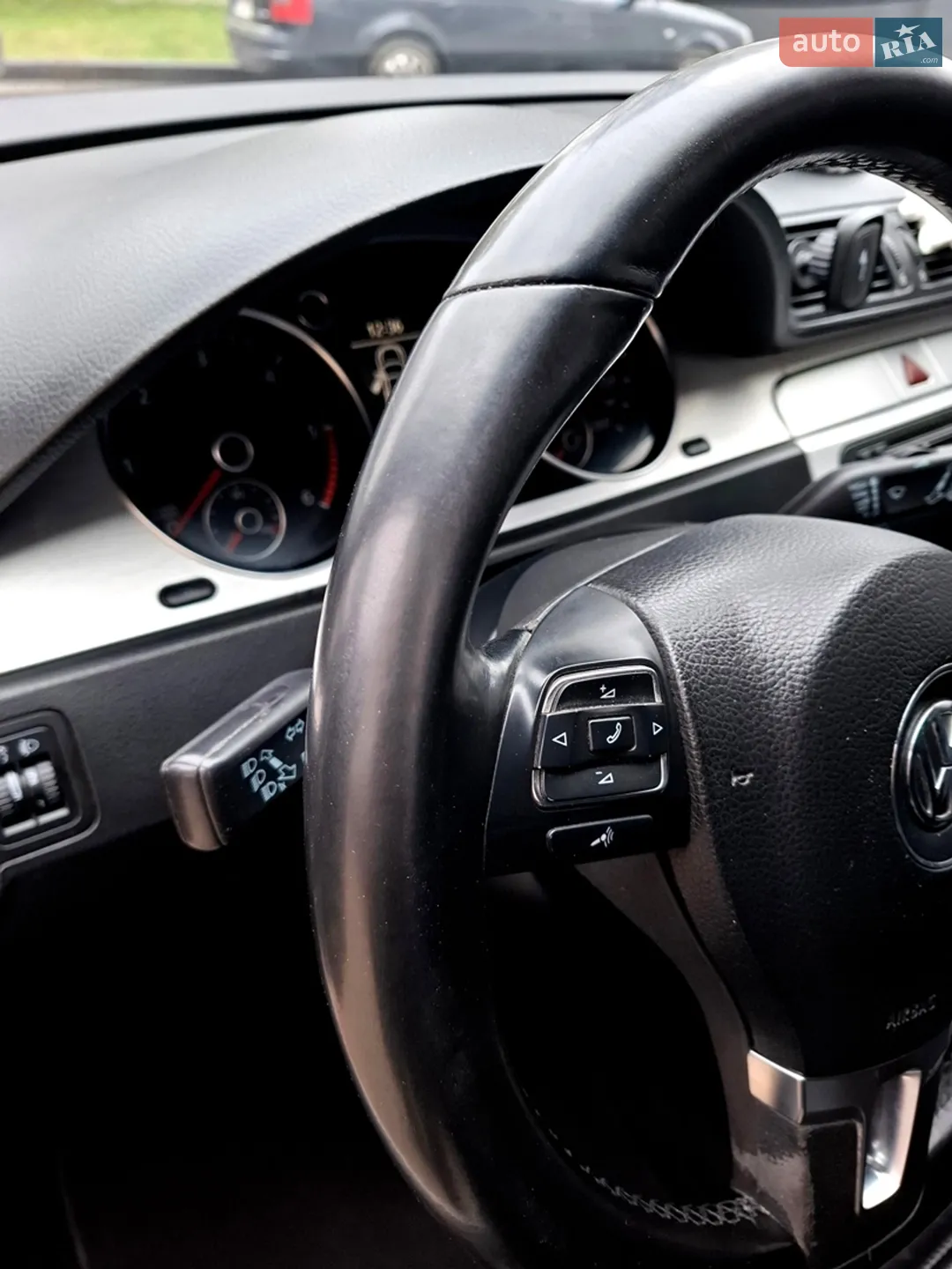 2010 Volkswagen Passat - мініатюра 33