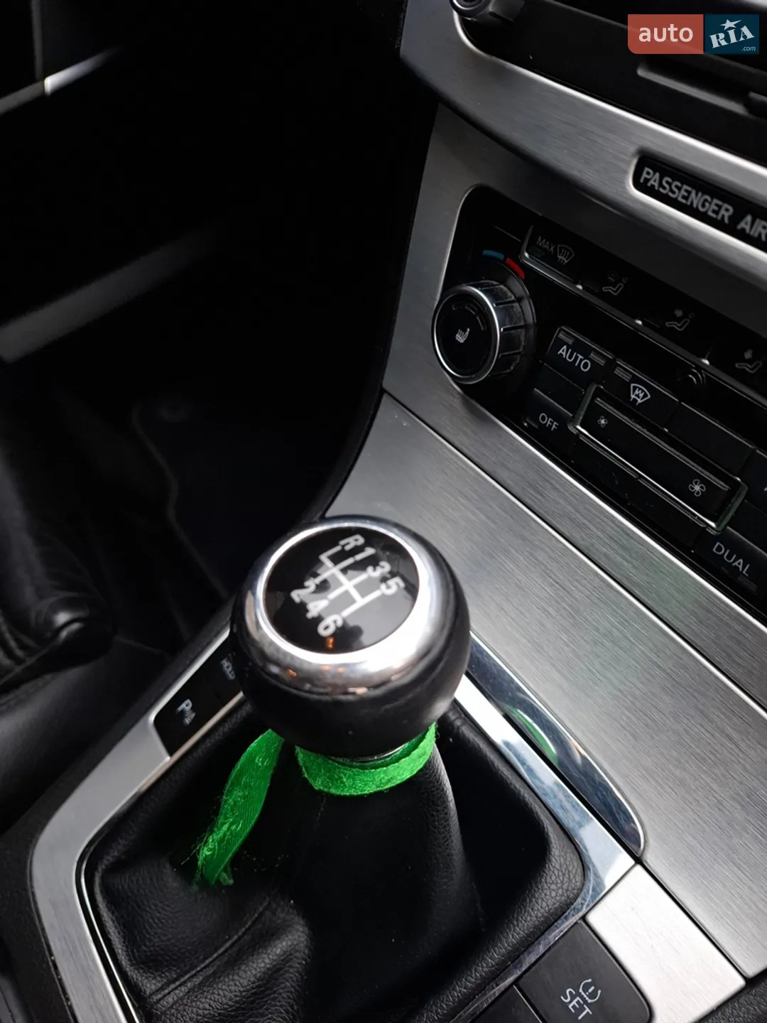 2010 Volkswagen Passat - мініатюра 44