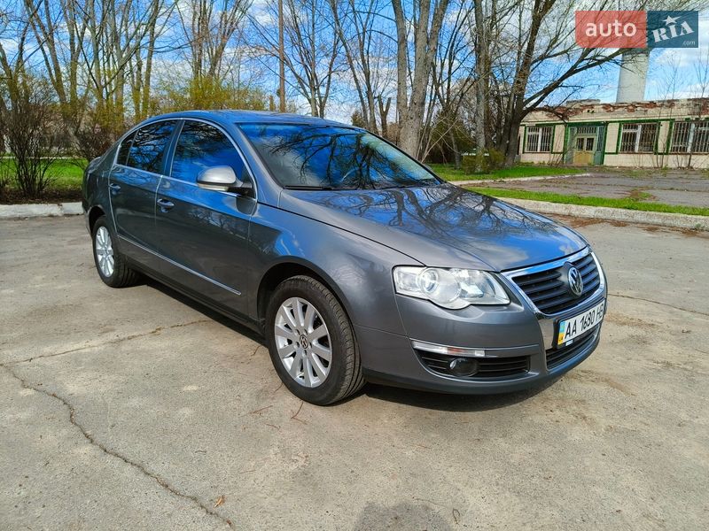 Седан Volkswagen Passat 2008 в Миргороде