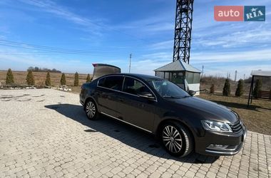 Седан Volkswagen Passat 2012 в Борщеве