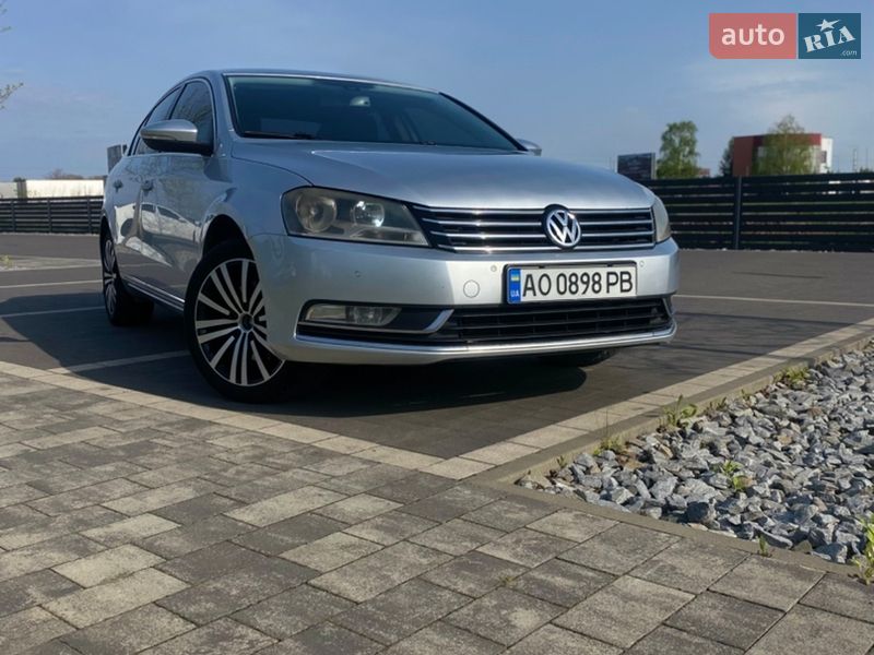 Volkswagen Passat 2011