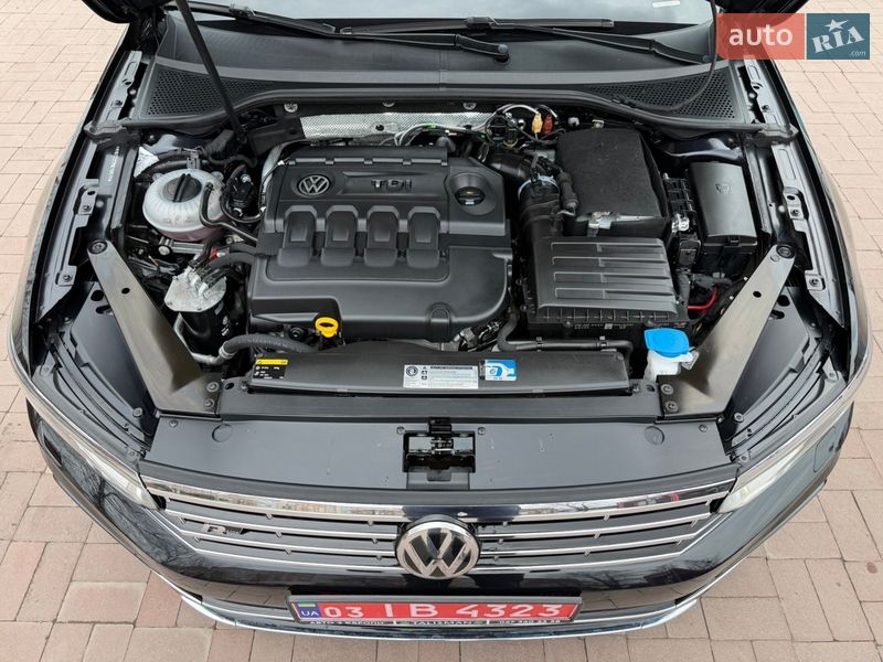 Универсал Volkswagen Passat 2016 в Ровно