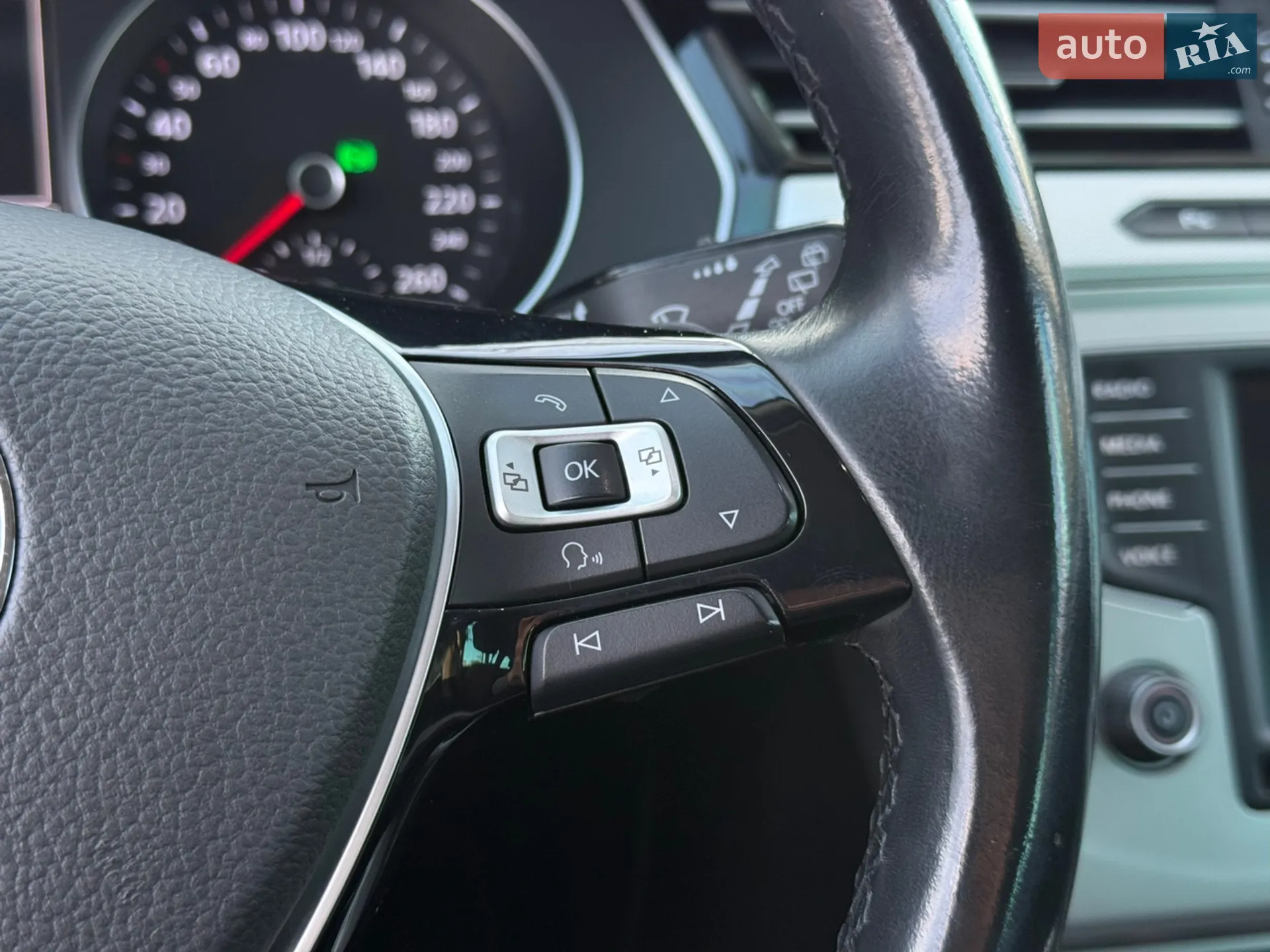 2015 Volkswagen Passat - мініатюра 25