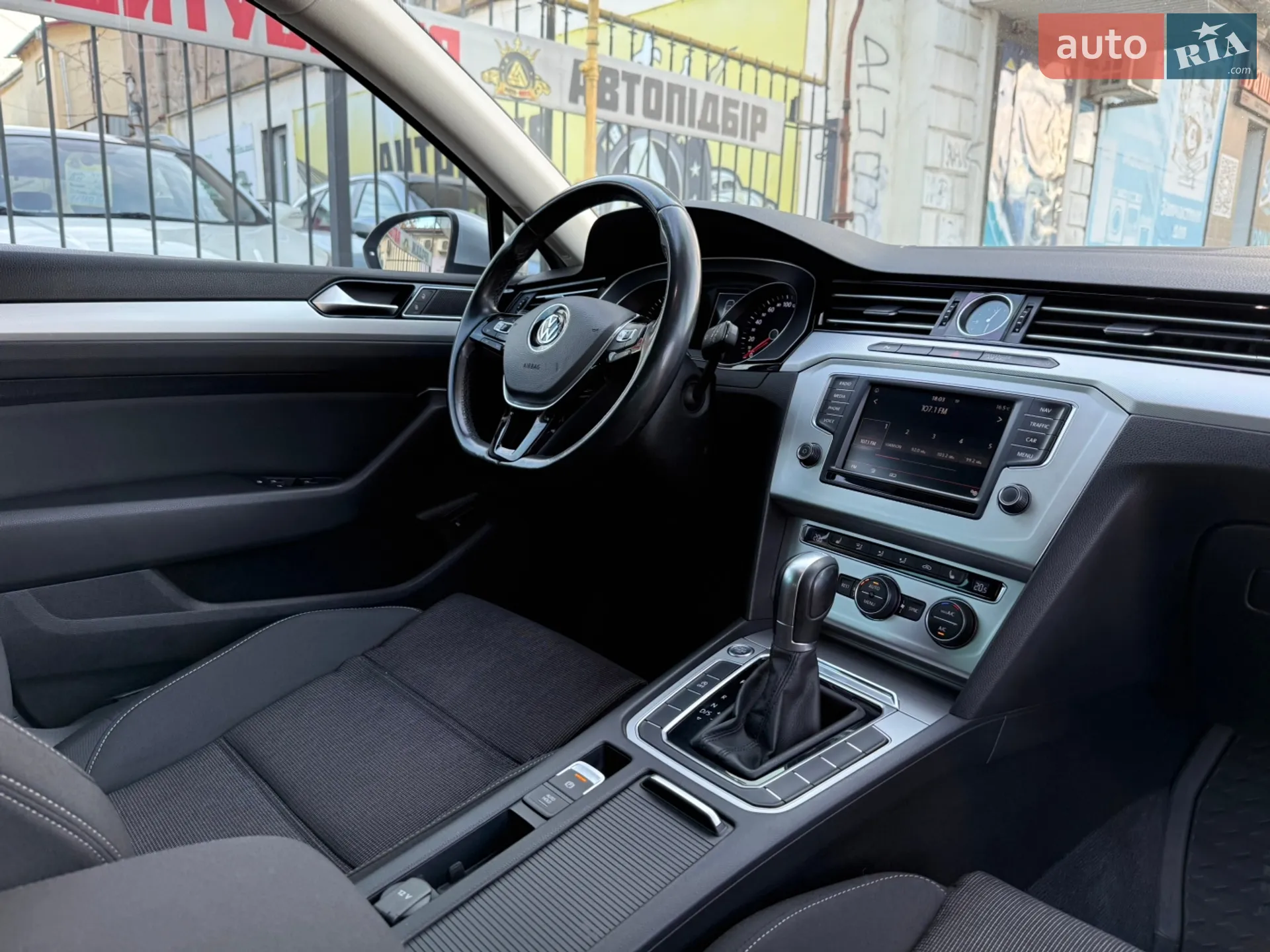 2015 Volkswagen Passat - мініатюра 36