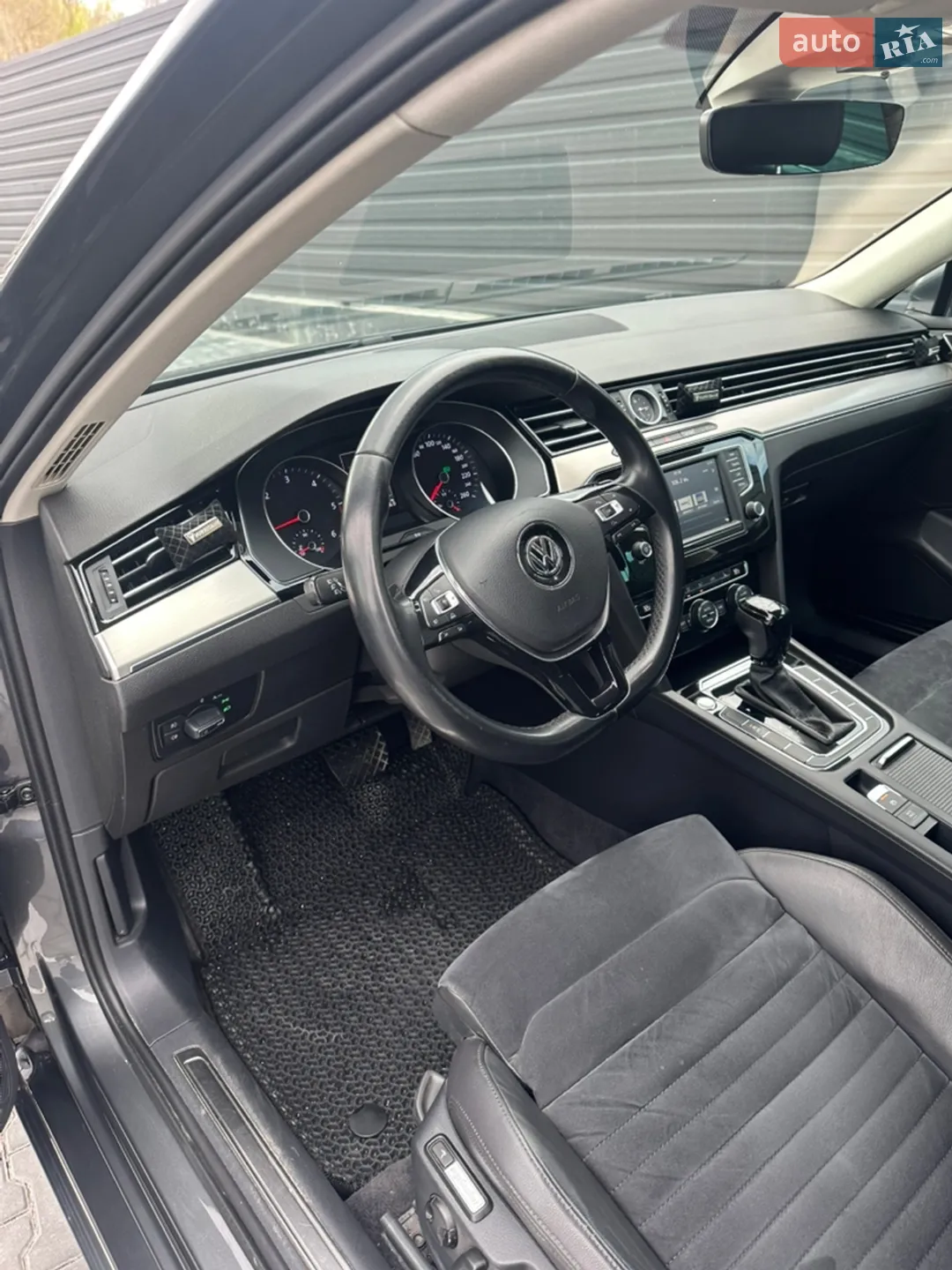 2017 Volkswagen Passat - мініатюра 34