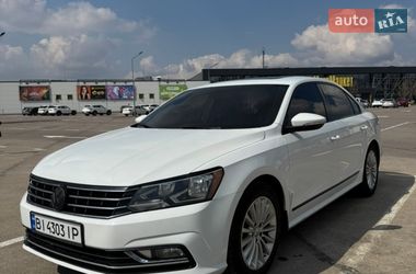 Седан Volkswagen Passat 2015 в Києві