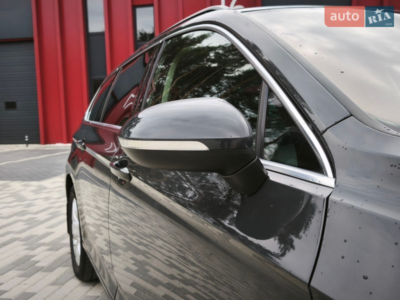 Универсал Volkswagen Passat 2016 в Львове