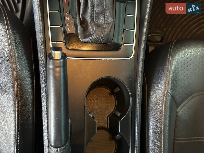 Седан Volkswagen Passat 2013 в Запорожье