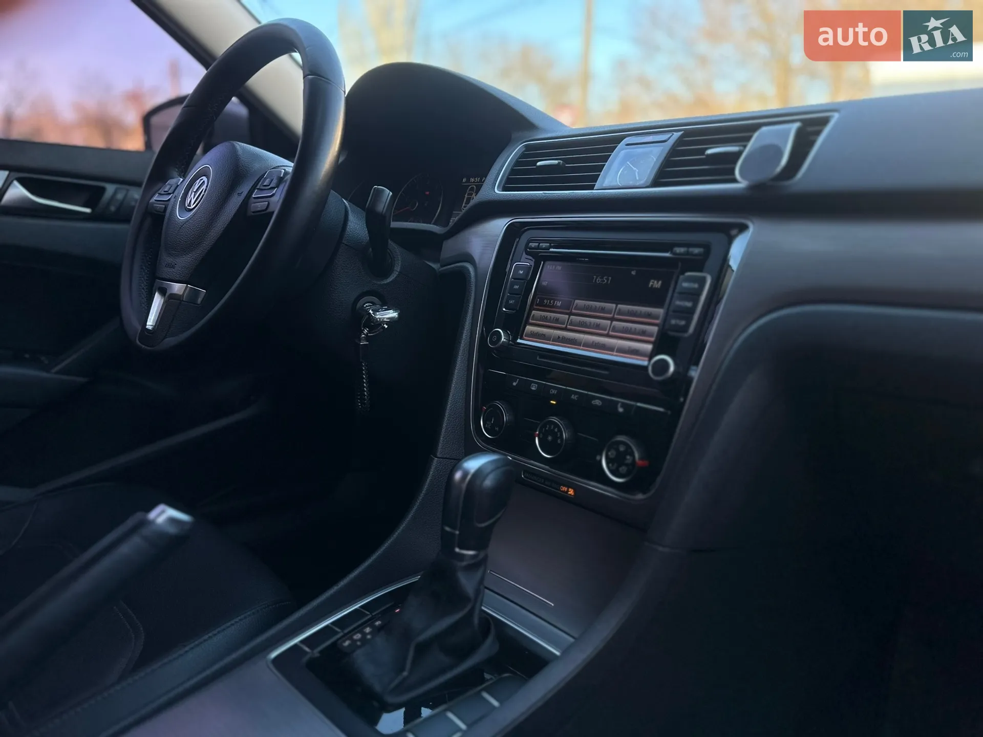 2013 Volkswagen Passat - мініатюра 31