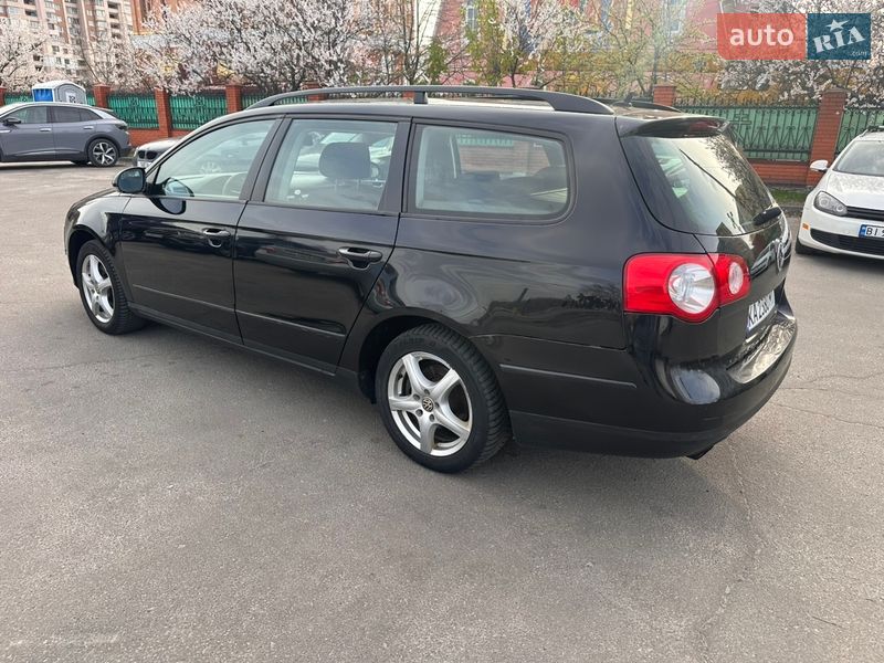 Универсал Volkswagen Passat 2005 в Киеве