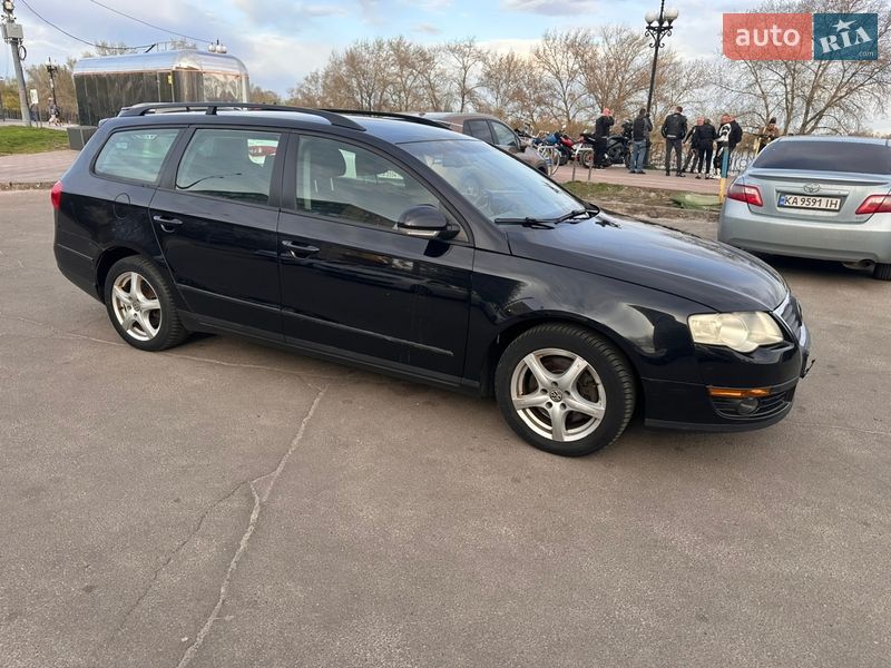 Универсал Volkswagen Passat 2005 в Киеве
