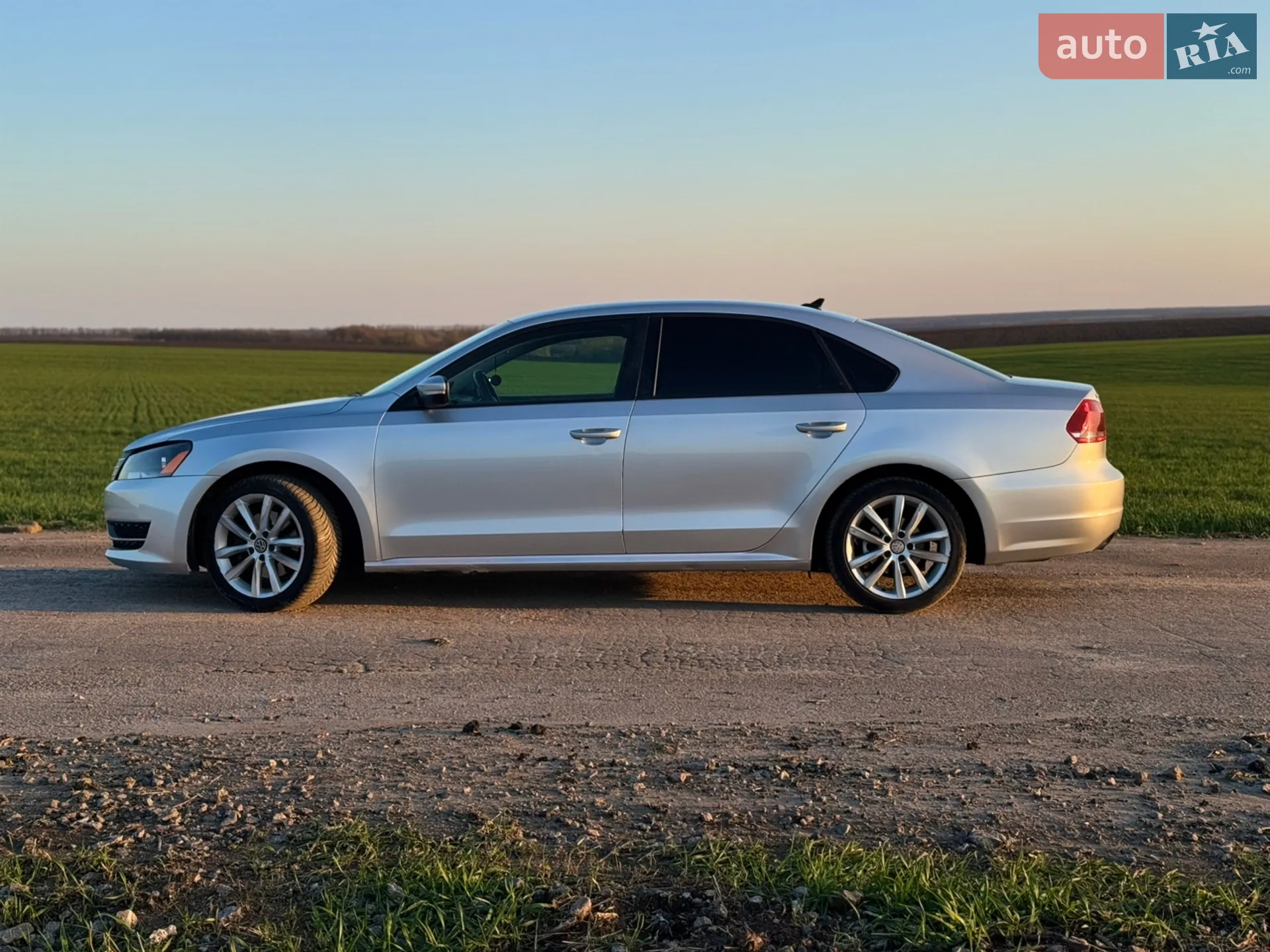 2014 Volkswagen Passat - мініатюра 3