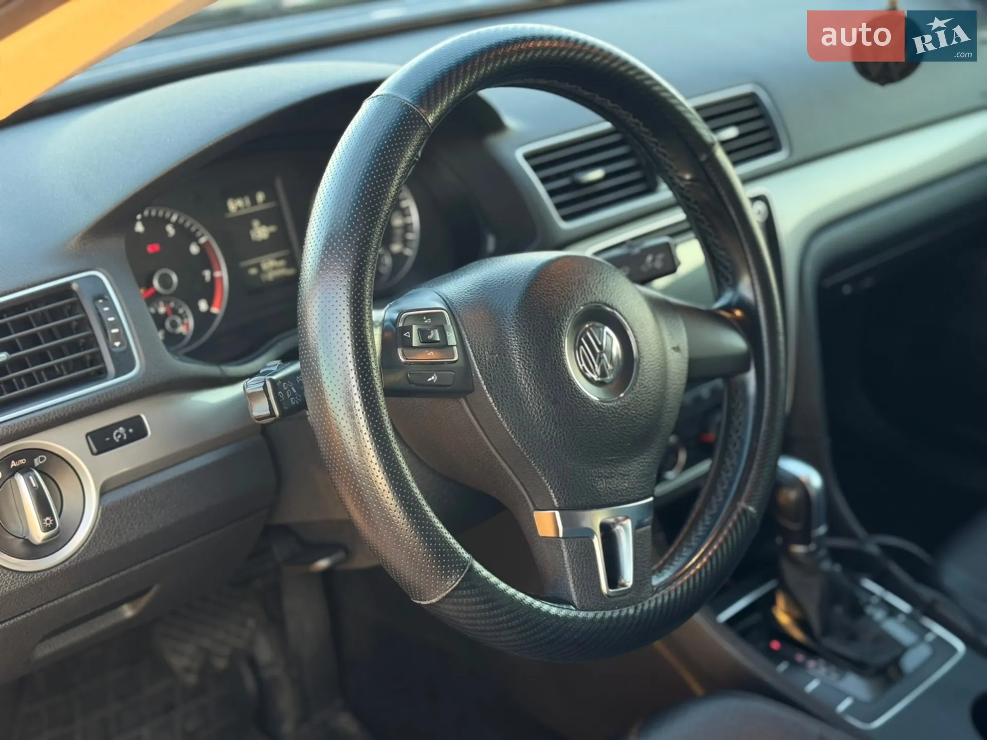 2014 Volkswagen Passat - мініатюра 13