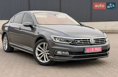 Седан Volkswagen Passat 2017 в Луцке